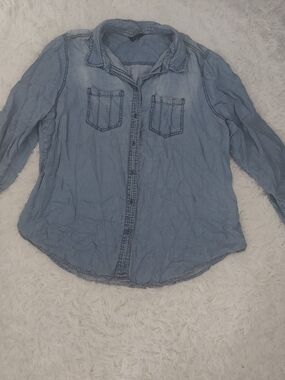 Light Blue Denim Button-Front Women's Shirt